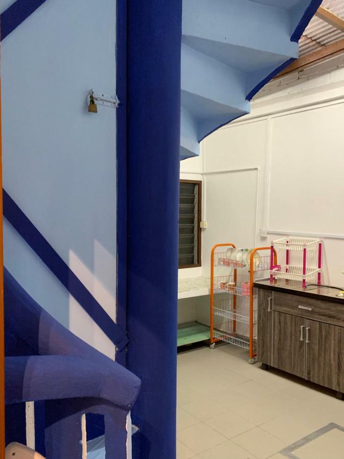Retrohousecoco经典怀旧风格民宿nearjonker&Afamosa鸡场街红屋 By Myplace Malacca Bagian luar foto
